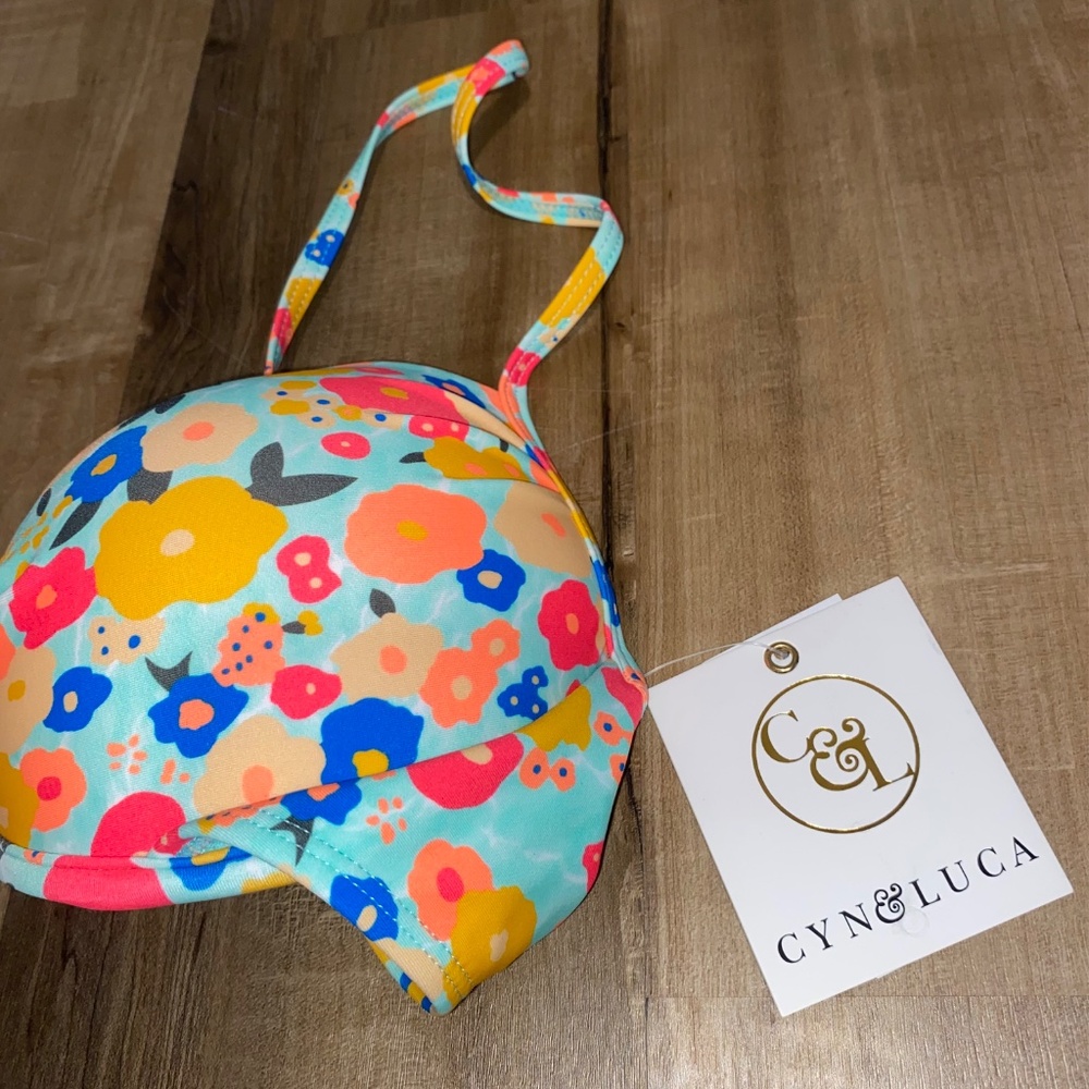 CYN & LUCA Floral Bikini Top Size XL - Picture 3 of 5
